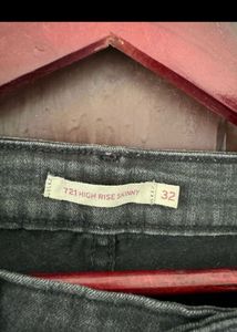 Levis Jean