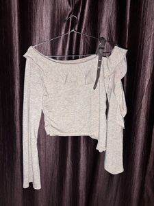 Chic Ruffled One-Shoulder Top