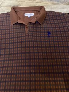 polo t shirt