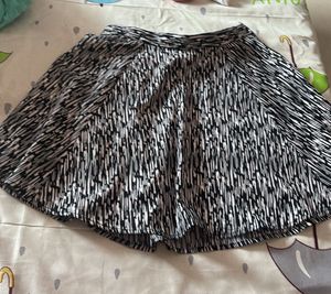 Patterned Skirt