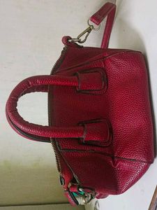 Pinteresty Sling Bag