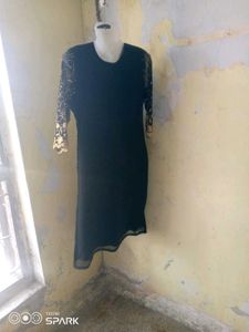Elegant Black &amp; Gold Embroidered Kurta