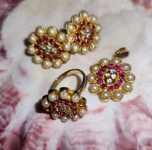 Elegant Pearl and Ruby Jewelry Set