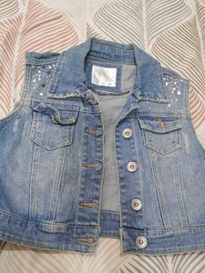 Stylish Denim Vest with Embellishments