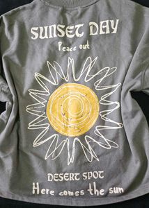 Desert Dreamscape Graphic Sweatshirt