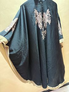 Embroidered kaftan abaya