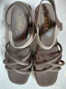 Stylish Brown Strappy Sandals