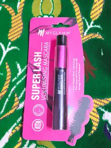 MyGlamm Super Lash Volumising Mascara (Black Shade