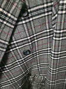 Price Drop ! Trendy Plaid Jacket