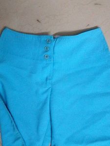 imported blue flaired capri pants
