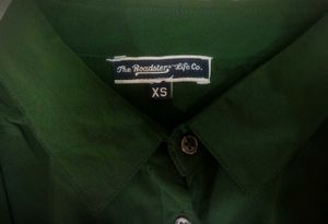 Elegant Green Button-Up Shirt