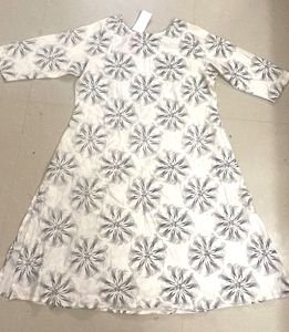 Elegant White &amp; Grey Printed Kurta