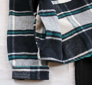 Plaid Overshirt - Stylish &amp; Cozy