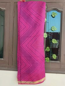 Elegant Pink Patterned Saree