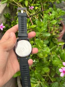 Titan Black Analog watch ⌚️ ✨🫴