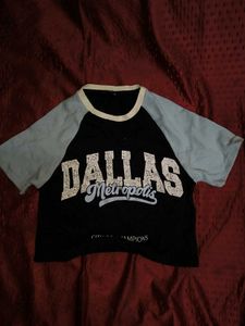 Graphic DALLAS  Print Crop Top