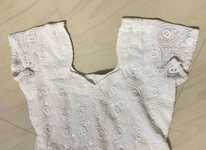 Elegant White Chikankari Kurta