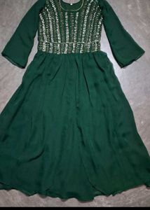 Elegant Green Sequined Gown
