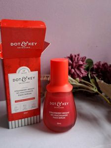 Dot & Key Strawberry Bright Face Serum