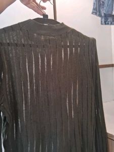 Olive Green Ribbed Puff Sleeve Top