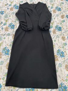 Classic Black V-Neck Sheath Dress