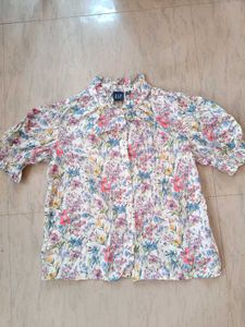 GAP Cute Floral Print Top