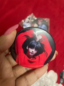 K-Pop TXT Badges Set