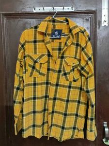 Fubs yellow men Shirt