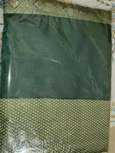 Elegant Green Saree with Zari Work