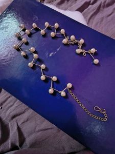 Pearl Detail Necklace