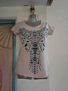 Pink Graphic Print T-Shirt