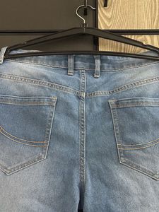 Light Wash Straight Leg Jeans
