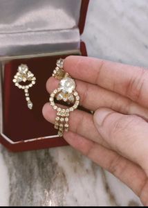 Stunning Crystal Pendant &amp; Earring Set