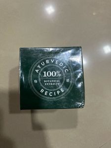Biotique Papaya Tan Removal Face Scrub