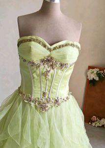 Exquisite Light Green Ruffled Gown 💚
