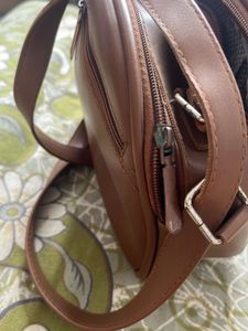 leather brown sling bag 💼