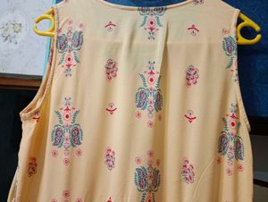 Embroidered Yellow Kurta