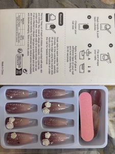 Elegant Rose & Glitter Press-On Nails