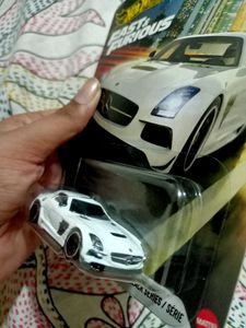 Hot Wheels Mercedes-Benz SLS AMG Coupe