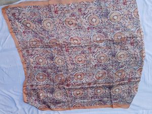 Scarf &amp; Stall