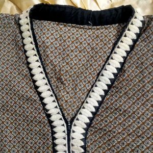 Elegant  Embroidered Printed Kurta