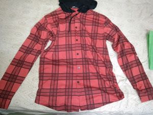 NEW HOODIE WITHOUT PRICE TAG