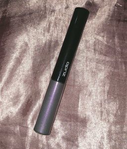 Zudio Shimmer Eyeliner