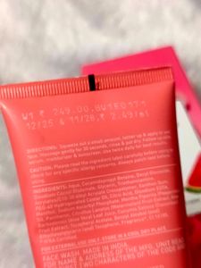 Pack Of 2 Dot &amp; Key Facewash And Sunscreen