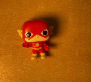 Funko Pop! DC Heroes Figures kinderjoy