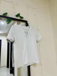 Women White Crop Top