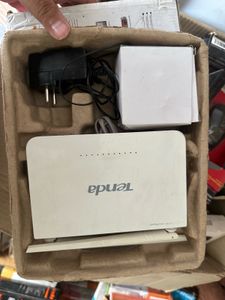 Tenda D303 Unused Router
