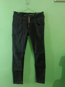 Black High Waisted Jeans  with mustard top