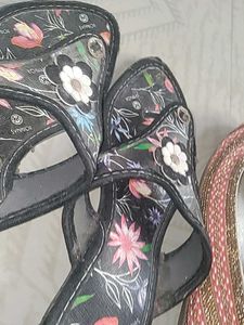 Assorted Women's Sandals &amp; Flats - 4 Pairs