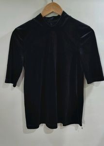Vero Moda Black Velvet Top!